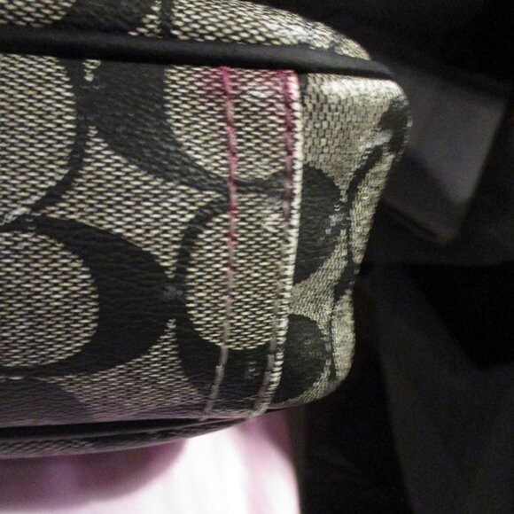 COACH HERITAGE SIGNATURE  ZIP TOP BRIEF/LAPTOP Black - Picture 9 of 10